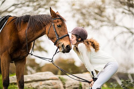 simsearch:6109-08399507,k - Young woman with her horse Foto de stock - Sin royalties Premium, Código: 6109-08398512