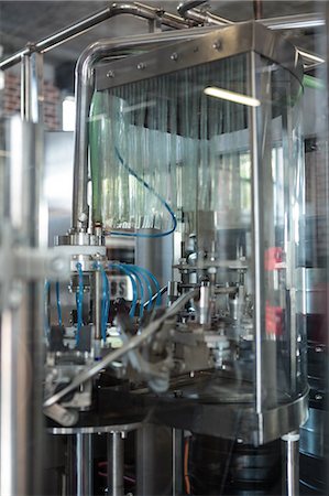 Machinery found in microbrewery factory Stock Photo - Premium Royalty-Free, Code: 6109-08489635