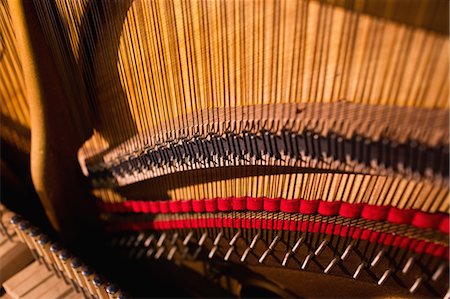 string instruments repair - Close-up of open piano strings Stock Photo - Premium Royalty-Free, Code: 6109-08720455