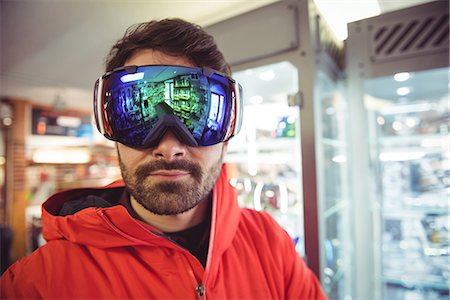 simsearch:6109-08952901,k - Close-up of handsome man in ski goggles Stock Photo - Premium Royalty-Free, Code: 6109-08928907