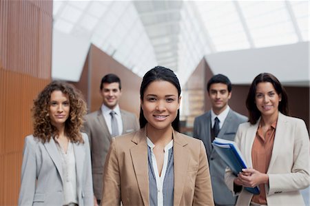 Portrait of confident business people Foto de stock - Sin royalties Premium, Código: 6113-06498834