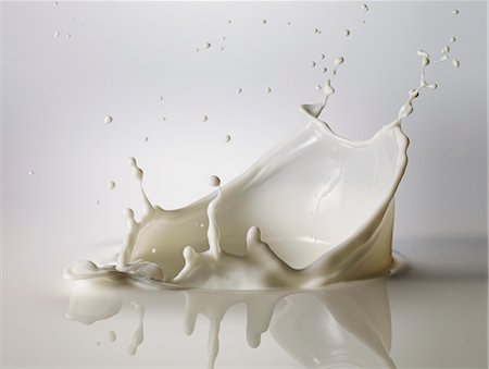 power and nobody - High speed image of splashing milk Foto de stock - Sin royalties Premium, Código: 6113-06626091