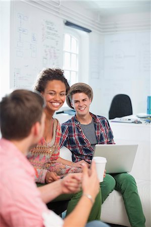 startup - Business people talking in office Stockbilder - Premium RF Lizenzfrei, Bildnummer: 6113-06626023