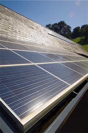 solar panels and roof - Close up of solar panels outdoors Stock Photo - Premium Royalty-Free, Code: 6113-06626733