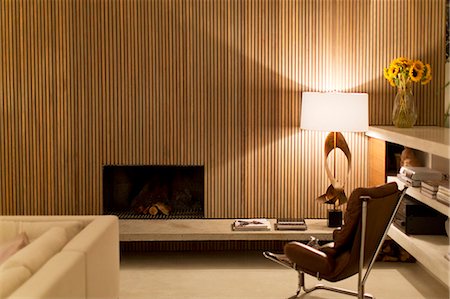 sala de estar - Fireplace in modern living room Foto de stock - Sin royalties Premium, Código: 6113-07147613