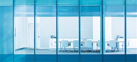 exterior office at night - Empty conference room Stock Photo - Premium Royalty-Free, Code: 6113-07158937