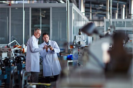 Scientists working in laboratory Foto de stock - Sin royalties Premium, Código: 6113-07159084