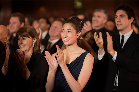 simsearch:6113-07160115,k - Clapping theater audience Stock Photo - Premium Royalty-Free, Code: 6113-07159352