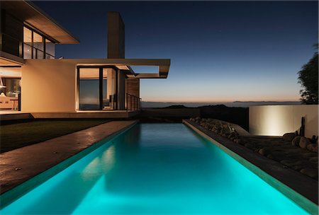 Modern pool illuminated at night Stock Photo - Premium Royalty-Free, Code: 6113-07160135