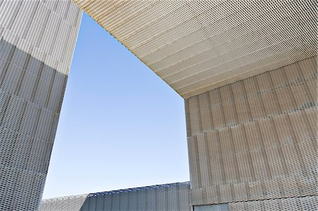 simsearch:6113-07242259,k - Walls of modern building Stock Photo - Premium Royalty-Free, Code: 6113-07242248