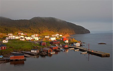 dock (commercial) - Village and dock along ocean Stock Photo - Premium Royalty-Free, Code: 6113-07242271