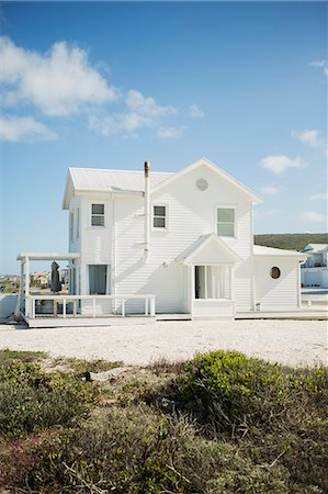 strandhaus - White beach house Foto de stock - Sin royalties Premium, Código: 6113-07242605