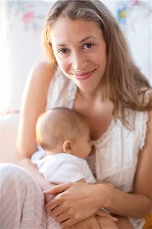 simsearch:6113-07543176,k - Mother holding baby boy Stock Photo - Premium Royalty-Free, Code: 6113-07543173