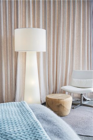 Lamp in modern bedroom Stock Photo - Premium Royalty-Free, Code: 6113-07565678