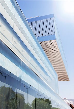 exterior office buildings - Modern building Foto de stock - Sin royalties Premium, Código: 6113-07589089