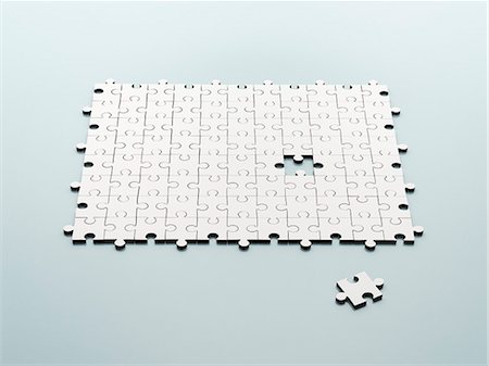 finished - Missing jigsaw pieces Stock Photo - Premium Royalty-Free, Code: 6113-07589123