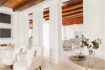 Luxury living room with pillars Stock Photo - Premium Royalty-Free, Code: 6113-07589563