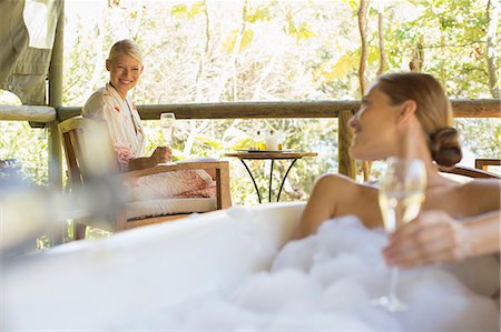 simsearch:6113-07731577,k - Women drinking wine together in spa Stock Photo - Premium Royalty-Free, Code: 6113-07731540