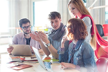 people working together - Creative business people meeting in conference room Foto de stock - Sin royalties Premium, Código: 6113-08087775