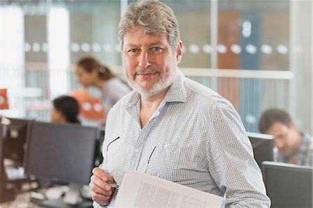 simsearch:6113-08321414,k - Portrait confident man in adult education computer classroom Stock Photo - Premium Royalty-Free, Code: 6113-08321387