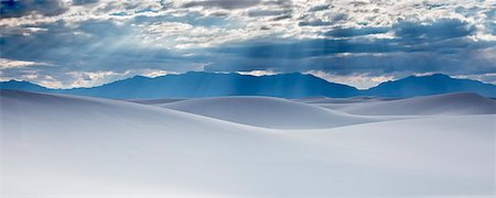 simsearch:6113-06625554,k - Sunbeams over tranquil white sand dunes, White Sands, New Mexico, United States Stock Photo - Premium Royalty-Free, Code: 6113-08521629