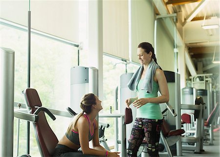 simsearch:6113-08536110,k - Women talking and resting at gym Stock Photo - Premium Royalty-Free, Code: 6113-08536106