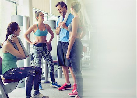 simsearch:6113-08536110,k - Friends talking and resting at gym Stock Photo - Premium Royalty-Free, Code: 6113-08536126