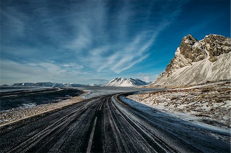 simsearch:6113-07589510,k - Remote, icy road, Iceland Stock Photo - Premium Royalty-Free, Code: 6113-08655490