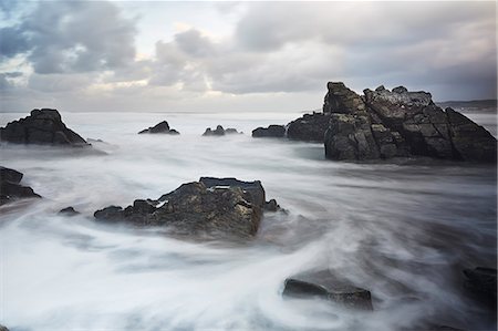 simsearch:614-08866295,k - Long exposure ocean swirling around rocks, Devon, United Kingdom Stock Photo - Premium Royalty-Free, Code: 6113-08697985