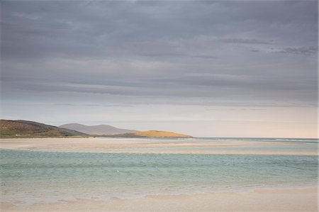 simsearch:6113-07160360,k - Tranquil view clouds over ocean, Luskentyre, Harris, Outer Hebrides Photographie de stock - Premium Libres de Droits, Code: 6113-08910208