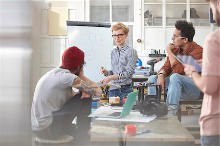 project (a specific task) - Designers meeting, brainstorming in workshop Stock Photo - Premium Royalty-Free, Code: 6113-09005211