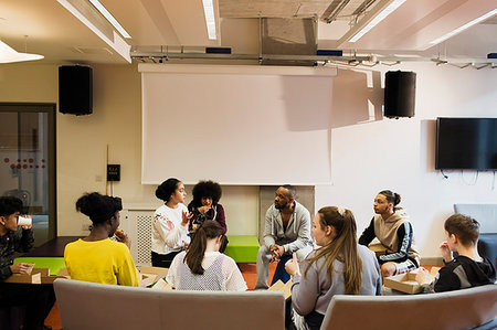 pakistani student - Teenagers and mentor talking in community center Stock Photo - Premium Royalty-Free, Code: 6113-09178539