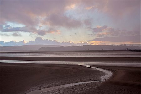 simsearch:6113-08321268,k - Tranquil sunset estuary view, Arnside Lancs, UK Stockbilder - Premium RF Lizenzfrei, Bildnummer: 6113-09131454