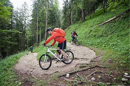 suivre la piste - Mountainbiking, Schwangau-Bleckenau, Bavaria, Germany Photographie de stock - Premium Libres de Droits, Code: 6115-06778879