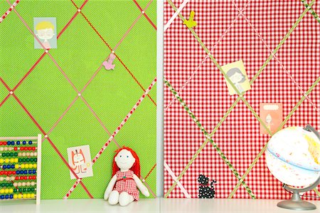 erinnerungen - Homemade memo board from multi colored fabric, Munich, Bavaria, Germany Photographie de stock - Premium Libres de Droits, Code: 6115-06966959