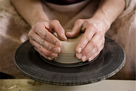 Craftswoman working on pottery wheel, Bavaria, Germany, Europe Photographie de stock - Premium Libres de Droits, Code: 6115-06967128