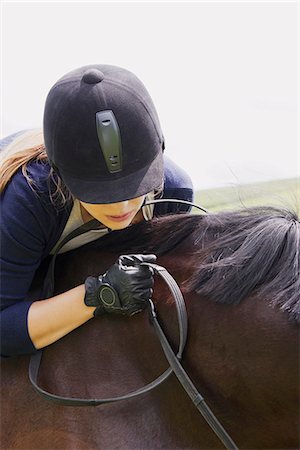 Woman Riding Horse in Rural Landscape, Baden Wuerttemberg, Germany, Europe Photographie de stock - Premium Libres de Droits, Code: 6115-07109617