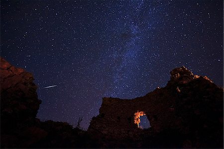 Falling star against night sky, Dalmatia, Croatia Stock Photo - Premium Royalty-Free, Code: 6115-08066648