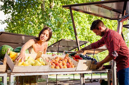 farmer sitting on the fence - Market stall with fruit and vegetables Stock Photo - Premium Royalty-Free, Code: 6115-08101191