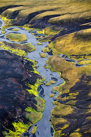 simsearch:649-08085932,k - Riverbed in rocky landscape, Iceland Foto de stock - Sin royalties Premium, Código: 6115-08101196