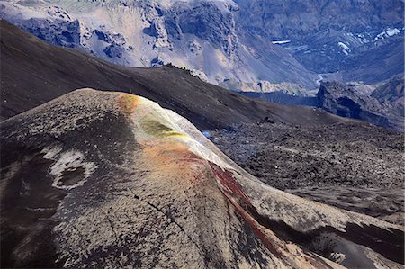 Vatnajökull glacier, rock formation with crater, Landmannalaugar, Iceland Foto de stock - Sin royalties Premium, Código: 6115-08101285