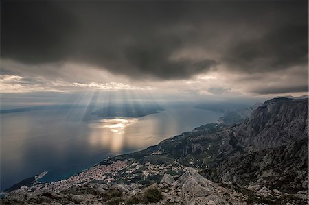dalmatia - Makarska under a dramatic sky, National Park, Biokovo, Croatia Foto de stock - Sin royalties Premium, Código: 6115-08101229