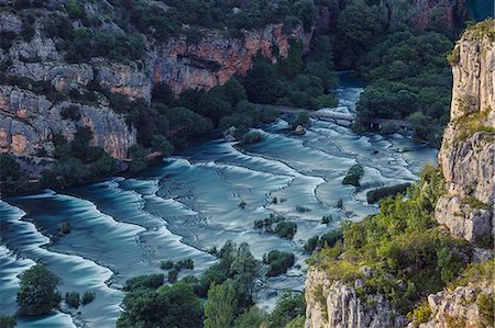 stream - Roski Slap waterfall, cascades, Krka National Park, Croatia Photographie de stock - Premium Libres de Droits, Code: 6115-08101301