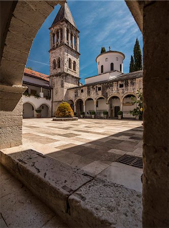 peace tower - Monastery of Krka, Carigradska Draga, Croatia Stock Photo - Premium Royalty-Free, Code: 6115-08101302