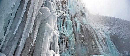 simsearch:6122-07704985,k - Frozen waterfall, Plitvice Lakes, National Park, Croatia Stock Photo - Premium Royalty-Free, Code: 6115-08101318