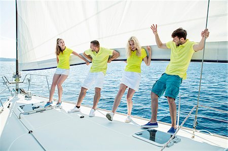 simsearch:6115-08101096,k - Group of friends together on sailboat, Adriatic Sea Stock Photo - Premium Royalty-Free, Code: 6115-08239771