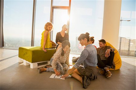 simsearch:6115-08416263,k - Team of architects in business meeting Stock Photo - Premium Royalty-Free, Code: 6115-08416343