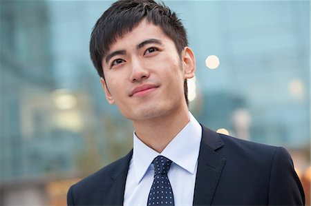 simsearch:6116-06938507,k - Close-up portrait of young businessman, China Stockbilder - Premium RF Lizenzfrei, Bildnummer: 6116-06938505