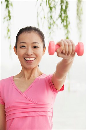 simsearch:6116-07235632,k - Young woman exercise in the park Stock Photo - Premium Royalty-Free, Code: 6116-07235411