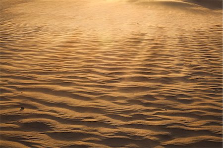 simsearch:614-02985457,k - Landscape shot of the desert and the wind pattern on the sand, full frame Stock Photo - Premium Royalty-Free, Code: 6116-07235946